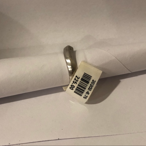 Sterling Silver Ring with a Canadian Diamond Viara - Picture 3 of 6